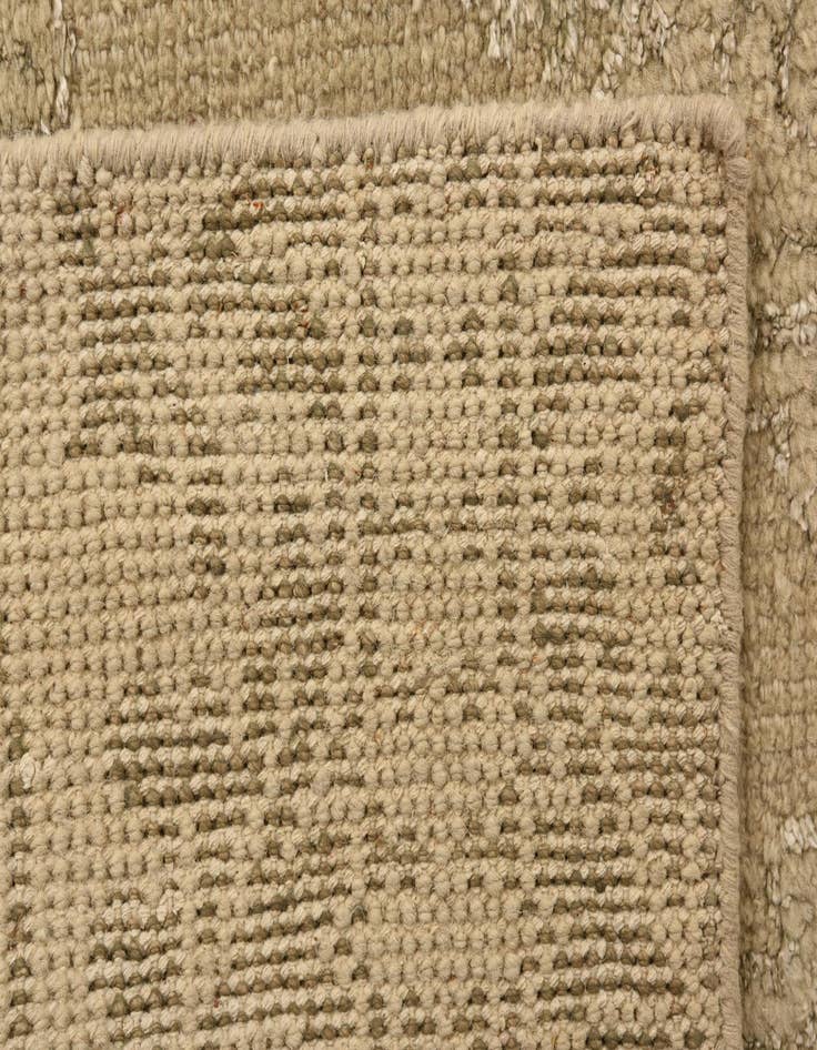 Detail image of  5' x 7'  Hand Knotted Luna Rug