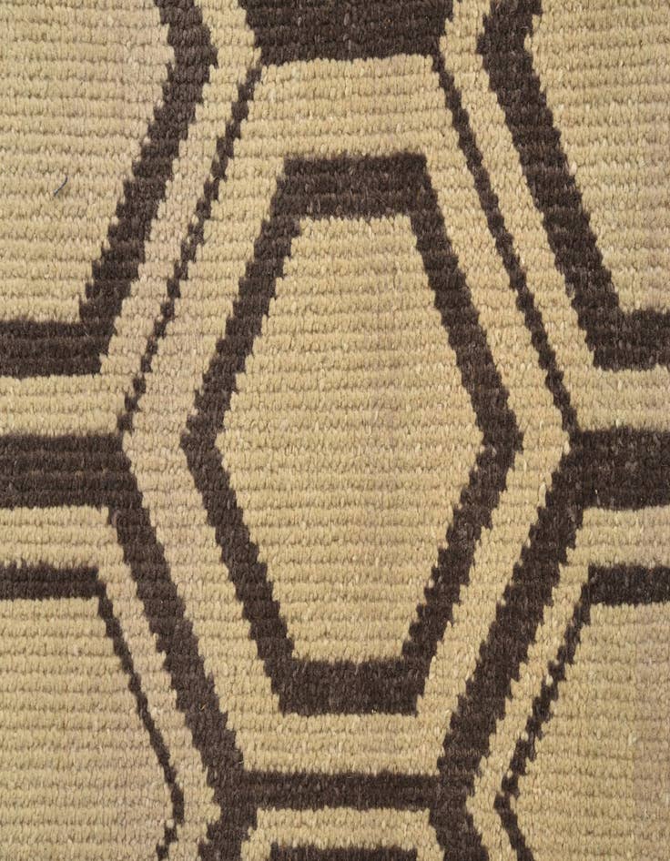 Detail image of  8' 1 x 10'  Hand Knotted Luna Wool Rug