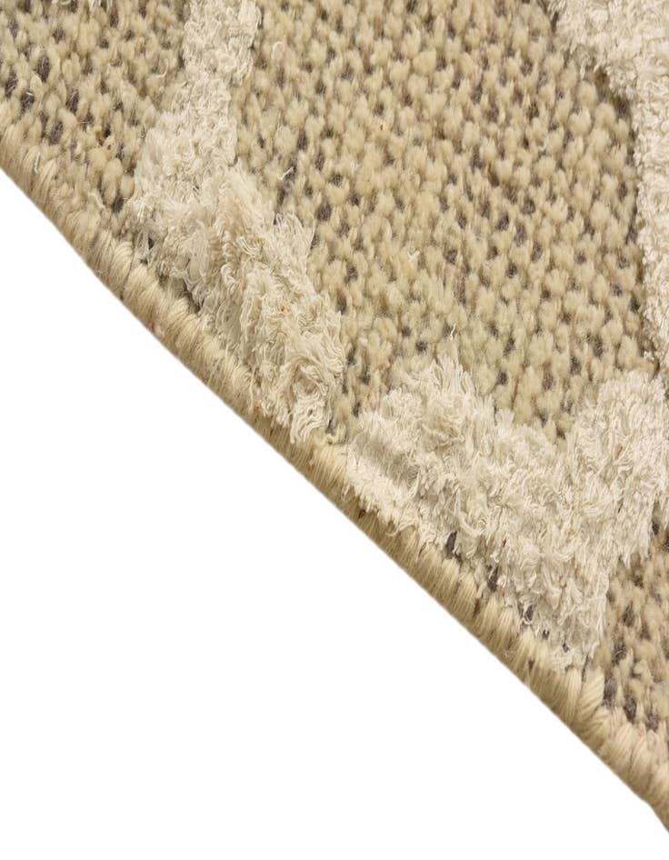 Detail image of  6' x 8' 9  Hand Knotted Luna Rug