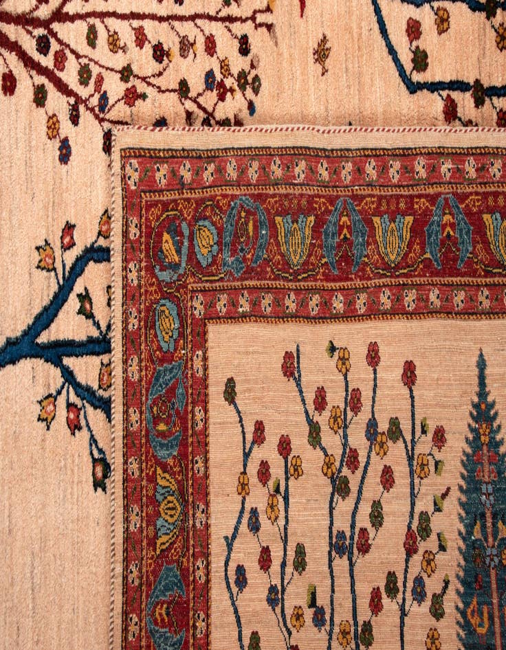 Detail image of  6' 10 x 9' 11 Luribaft Wool Rug