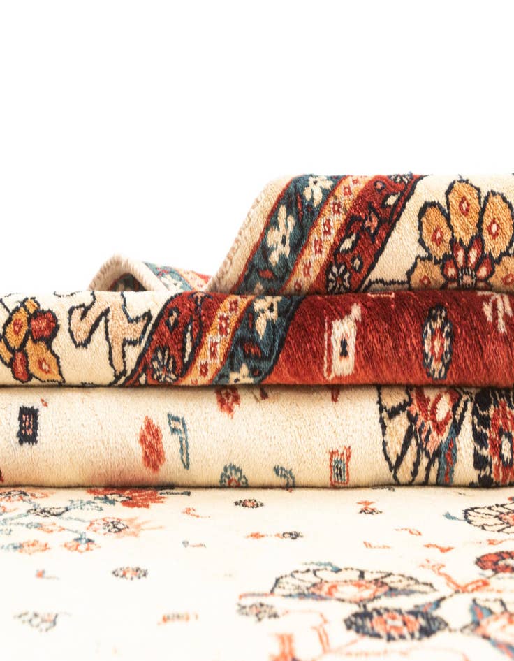 Detail image of  8' 2 x 11' 4  Hand Knotted Luribaft Rug