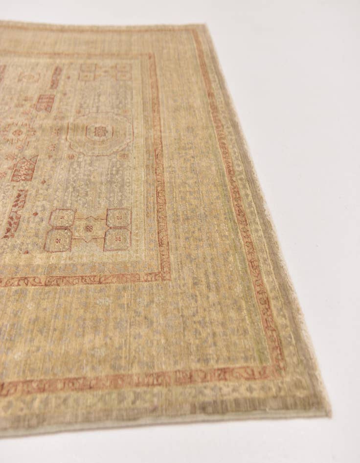 Detail image of  4' 10 x 6' 8  Hand Knotted Mamluk Ziegler Oriental Rug