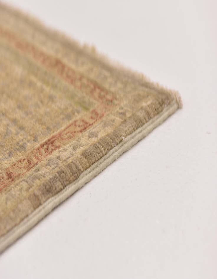 Detail image of  4' 10 x 6' 8  Hand Knotted Mamluk Ziegler Oriental Rug