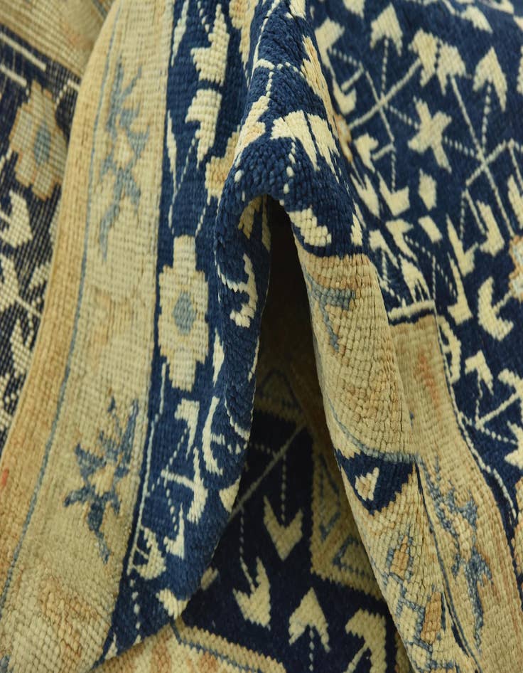 Detail image of  8' 9 x 11' 3  Hand Knotted Mamluk Ziegler Rug