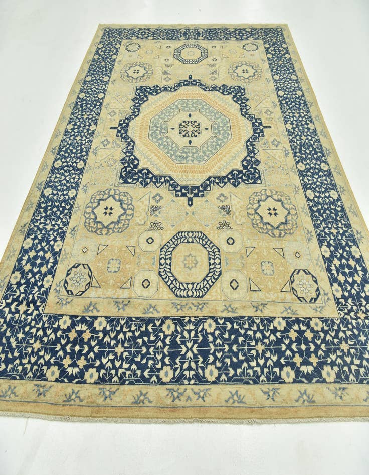 Detail image of  8' 9 x 11' 3  Hand Knotted Mamluk Ziegler Rug