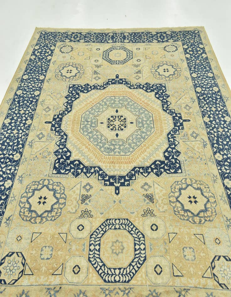 Detail image of  8' 9 x 11' 3  Hand Knotted Mamluk Ziegler Rug