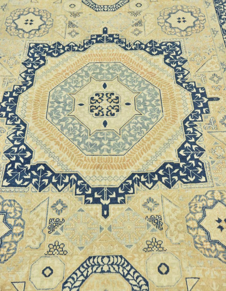 Detail image of  8' 9 x 11' 3  Hand Knotted Mamluk Ziegler Rug