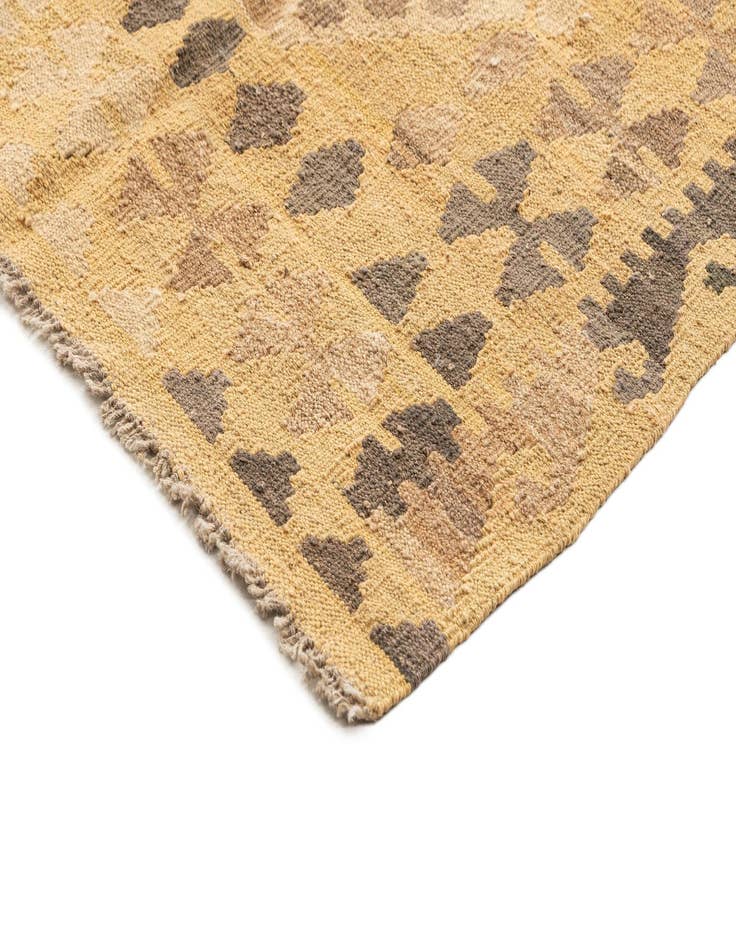 Detail image of  6' 6 x 9' 6  Hand Knotted Marok Kilim Rug