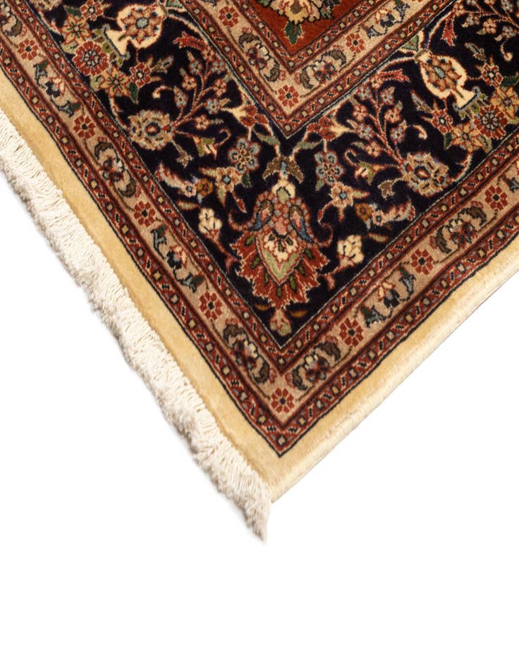 Detail image of  6' 6 x 9' 10 Mashad Wool Rug