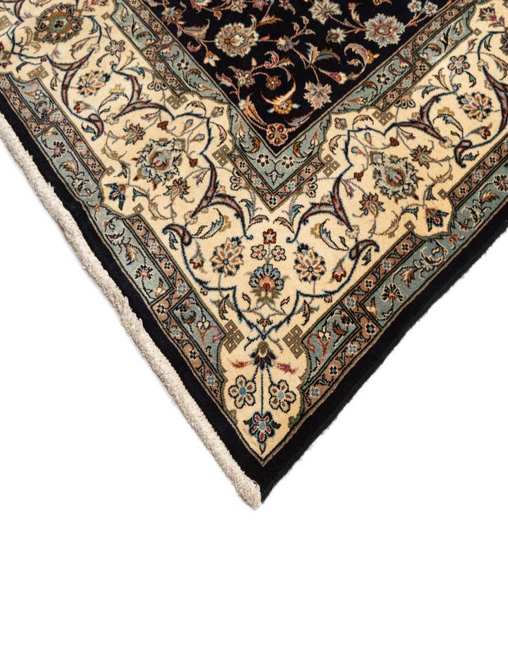 Detail image of  6' 7 x 9' 9 Mashad Wool Rug