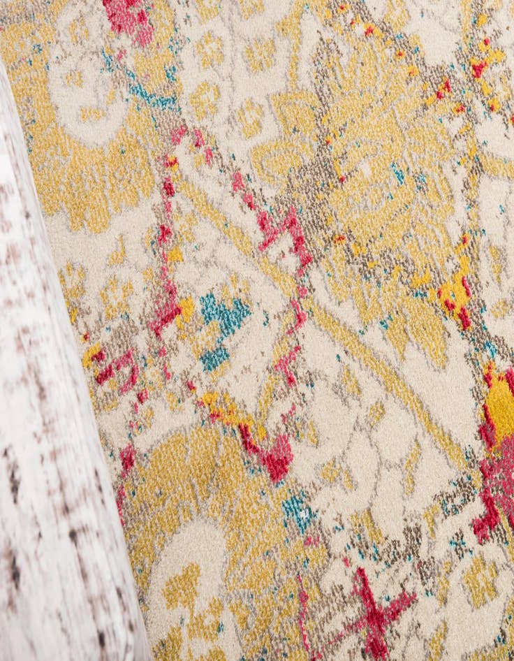Detail image of  7' x 10'  Washable Mesa Rug