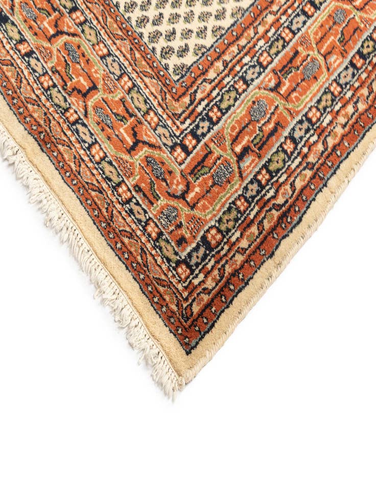 Detail image of  6' 6 x 9' 6 Mir Wool Rug