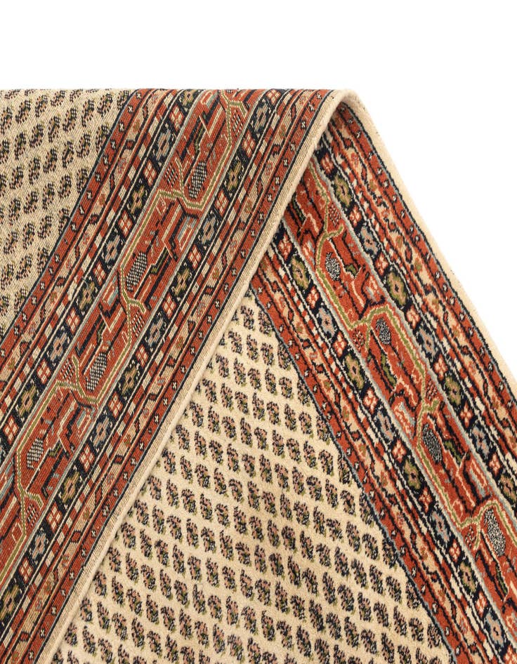 Detail image of  6' 6 x 9' 6 Mir Wool Rug