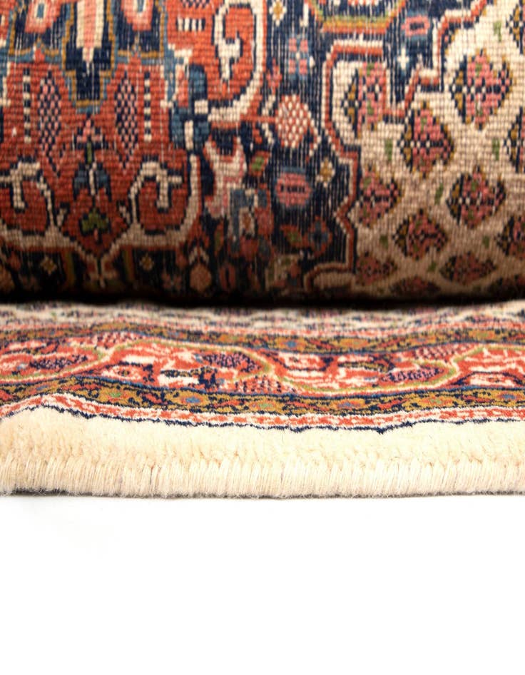 Detail image of  4' 6 x 6' 6 Mir Wool Rug