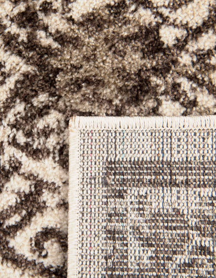 Detail image of  6' x 9' Miranda Rug