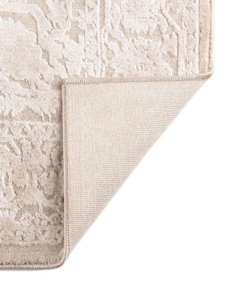 Detail image of  3' x 5' Modern Classical Rug