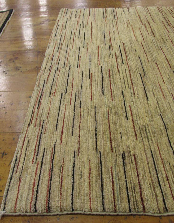 Detail image of  3' 7 x 6'  Hand Knotted Modern Ziegler Oriental Rug