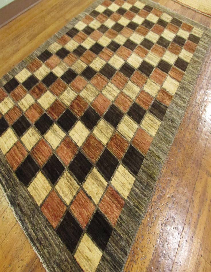 Detail image of  4' 7 x 6' 8  Hand Knotted Modern Ziegler Oriental Rug