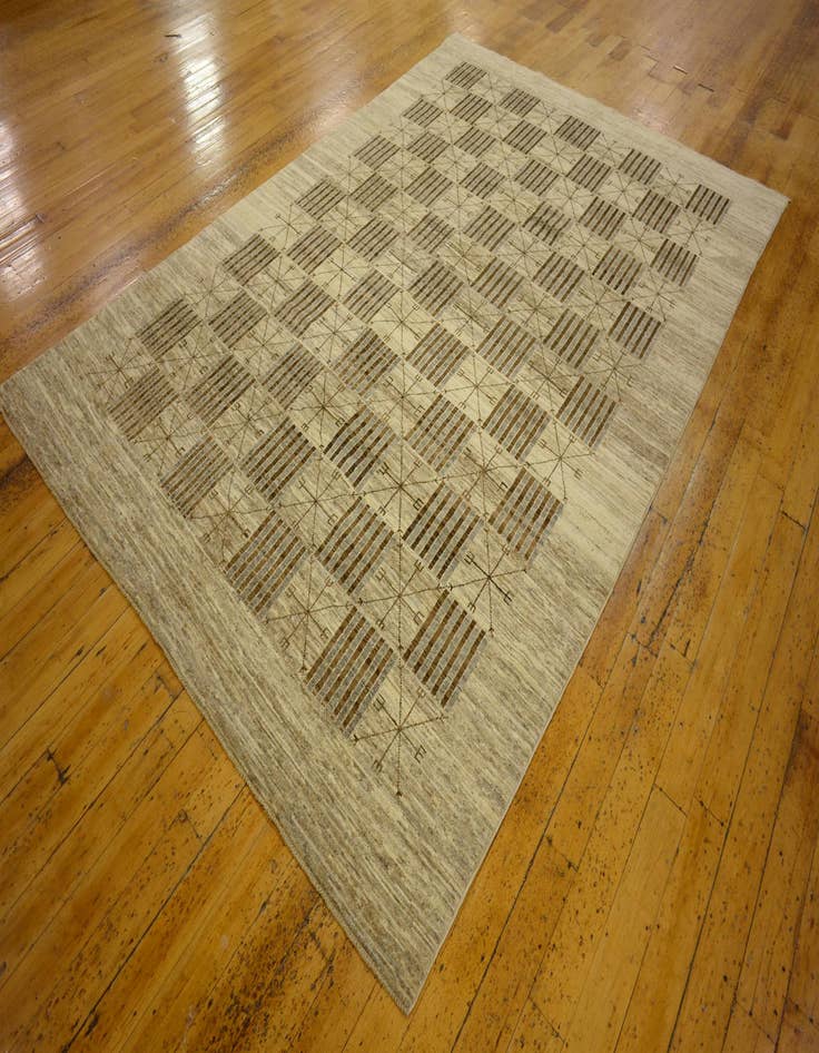 Detail image of  6' 6 x 9' 6  Hand Knotted Modern Ziegler Oriental Rug