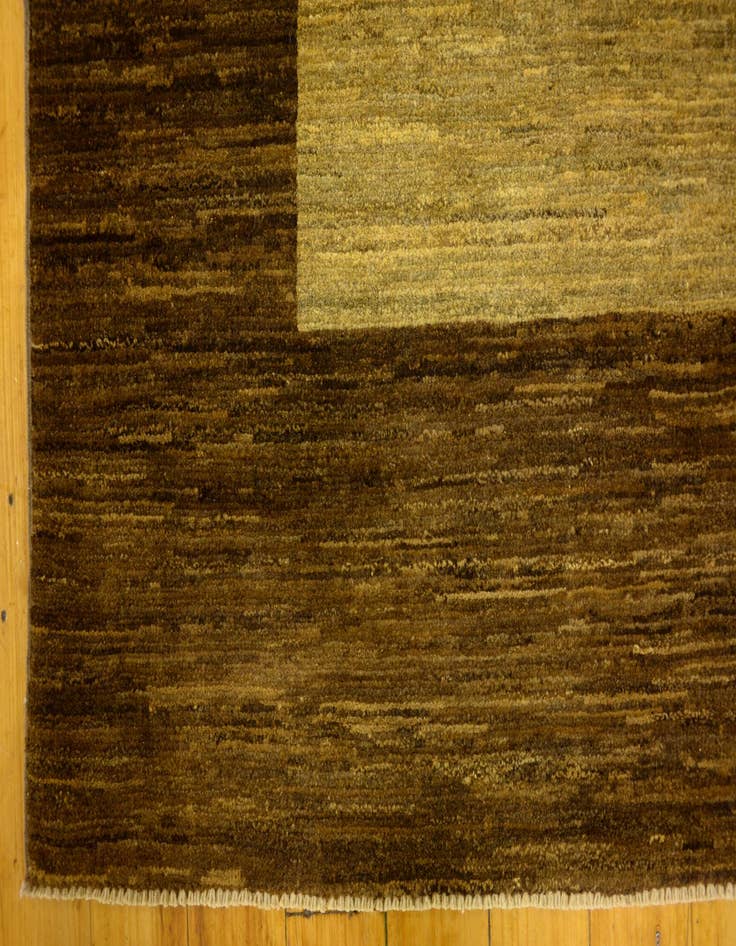 Detail image of  3' 10 x 5' 9  Hand Knotted Modern Ziegler Oriental Rug