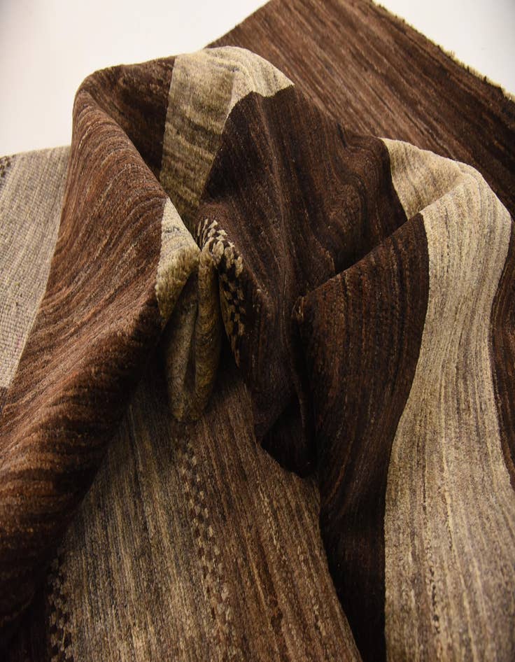 Detail image of  6' 10 x 9' 7  Hand Knotted Modern Ziegler Rug