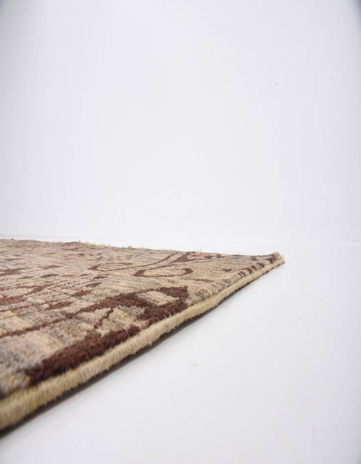 Detail image of  5' 7 x 7' 10  Hand Knotted Modern Ziegler Rug