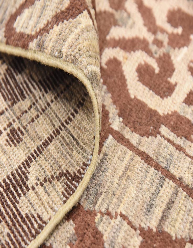 Detail image of  5' 7 x 7' 10  Hand Knotted Modern Ziegler Rug
