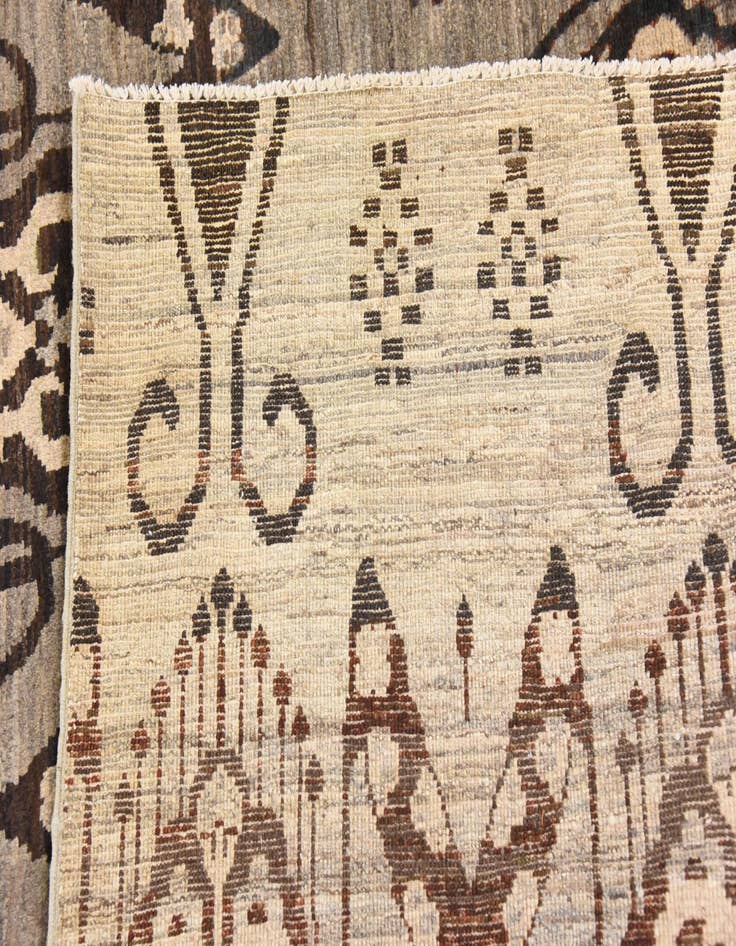 Detail image of  6' 8 x 9' 7  Hand Knotted Modern Ziegler Rug