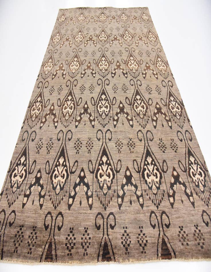 Detail image of  6' 8 x 9' 7  Hand Knotted Modern Ziegler Rug