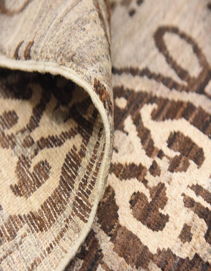 Detail image of  6' 8 x 9' 7  Hand Knotted Modern Ziegler Rug