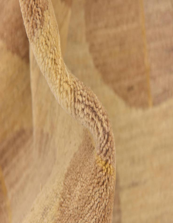 Detail image of  4' 1 x 6' 2  Hand Knotted Modern Ziegler Wool Rug