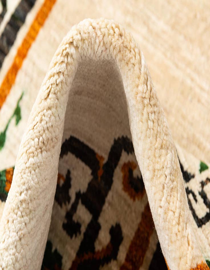 Detail image of  4' x 5' 10  Hand Knotted Modern Ziegler Wool Rug