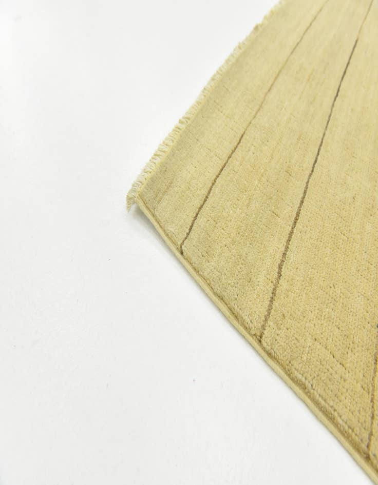 Detail image of  4' 7 x 5' 11  Hand Knotted Modern Ziegler Rug