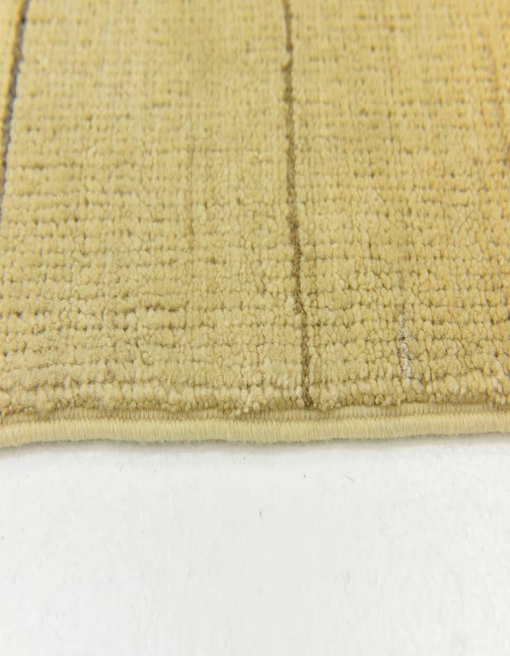 Detail image of  4' 7 x 5' 11  Hand Knotted Modern Ziegler Rug