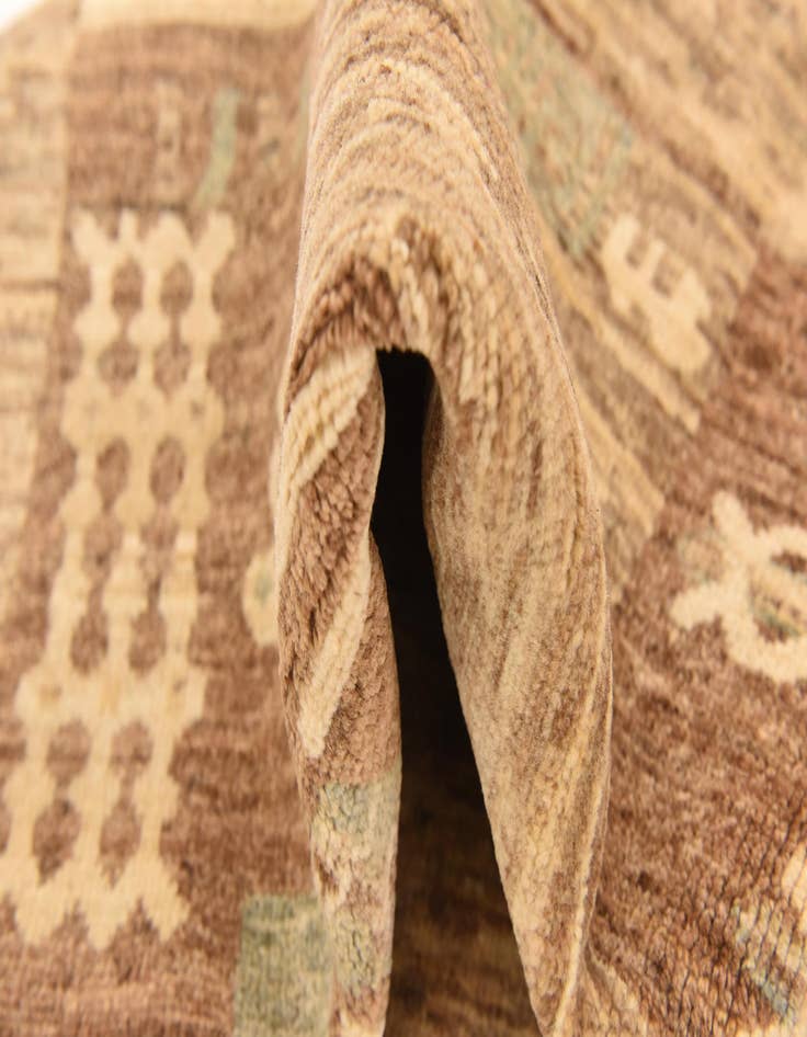 Detail image of  6' 7 x 9' 9  Hand Knotted Modern Ziegler Rug