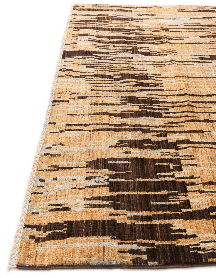 Detail image of  4' 8 x 6' 6  Hand Knotted Modern Ziegler Wool Rug