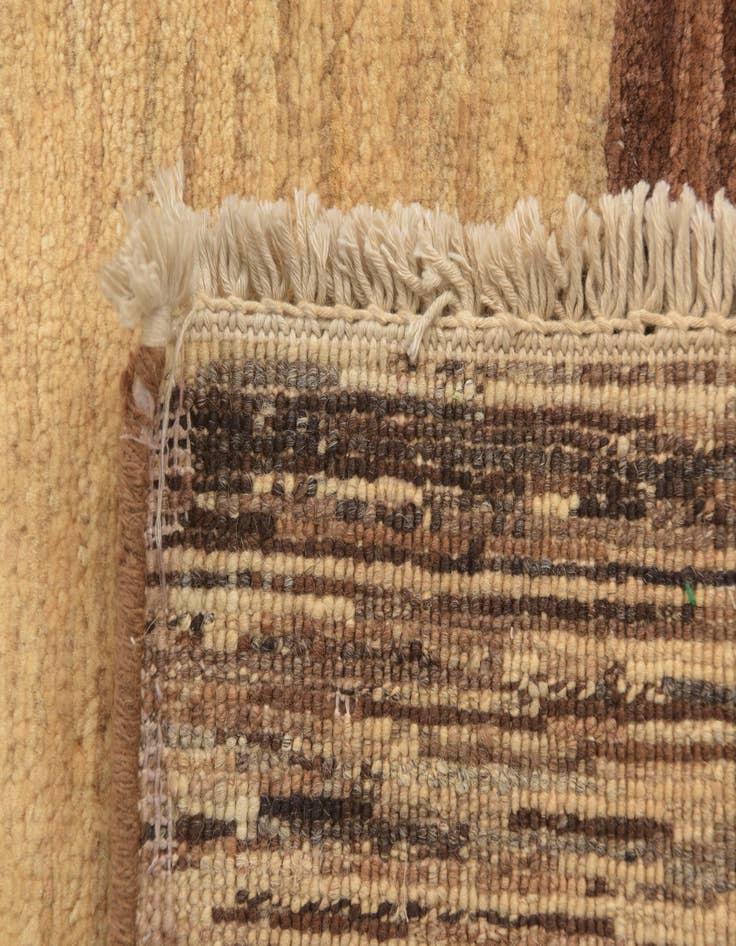 Detail image of  5' 6 x 7' 7  Hand Knotted Modern Ziegler Oriental Rug