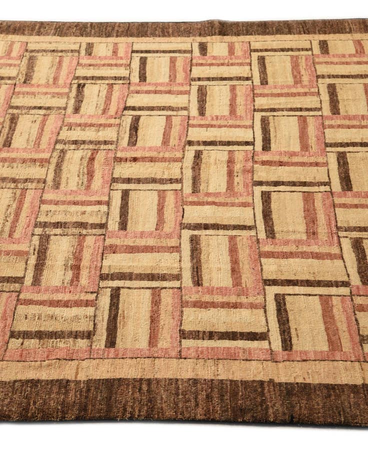 Detail image of  5' 6 x 7' 6  Hand Knotted Modern Ziegler Rug