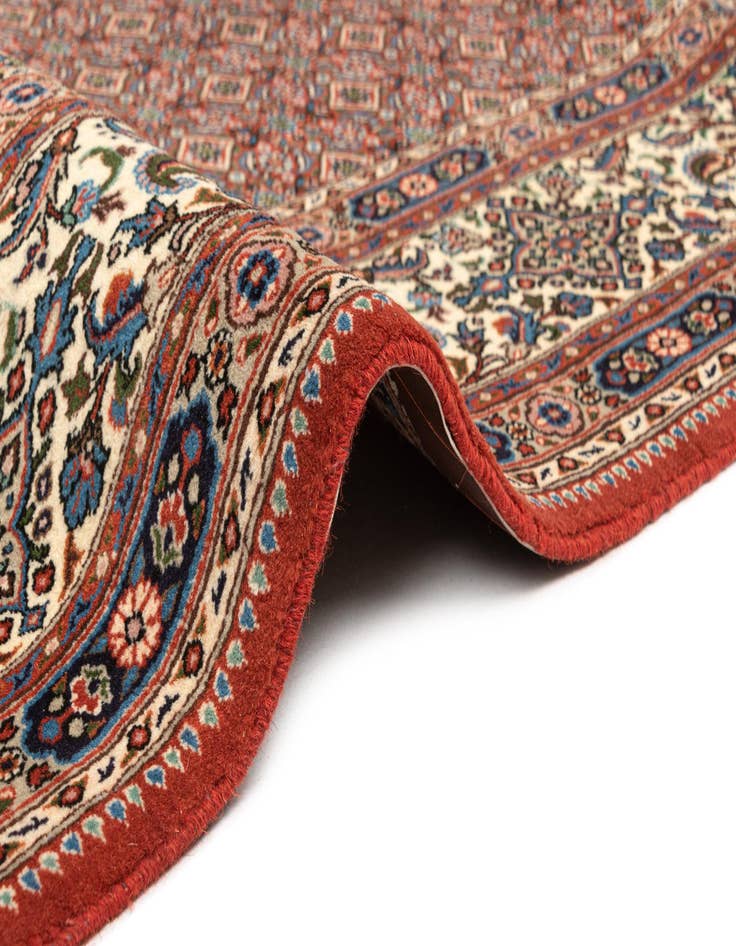 Detail image of  6' 6 x 9' 11 Mood Wool Rug