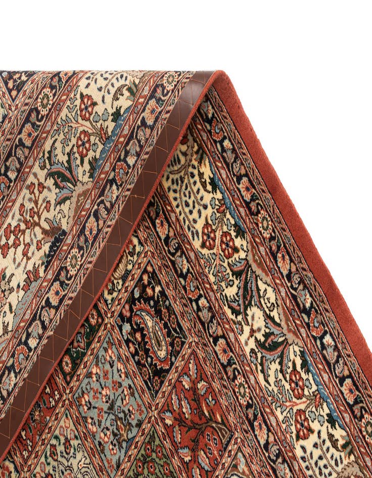 Detail image of  6' 7 x 10' Mood Wool Rug