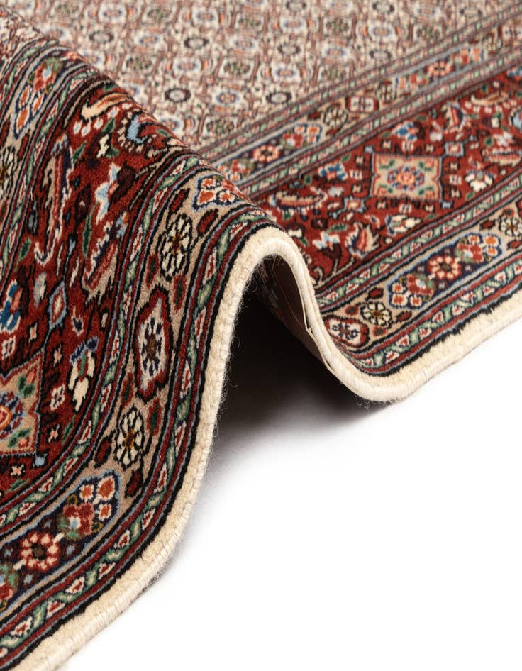 Detail image of  6' 6 x 9' 9 Mood Wool Rug