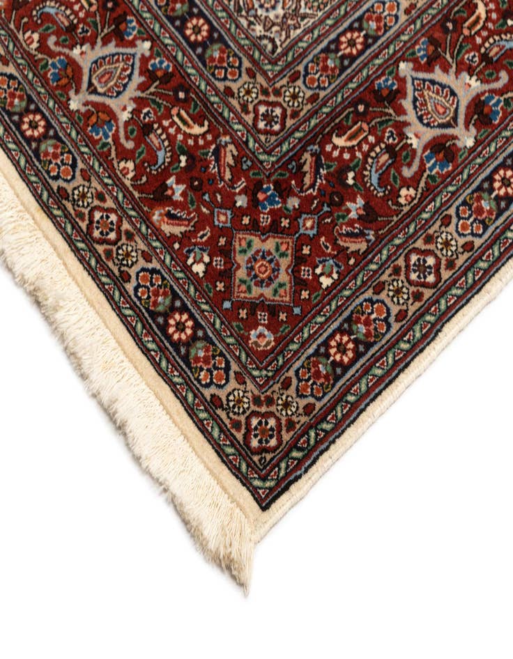 Detail image of  6' 6 x 9' 9 Mood Wool Rug