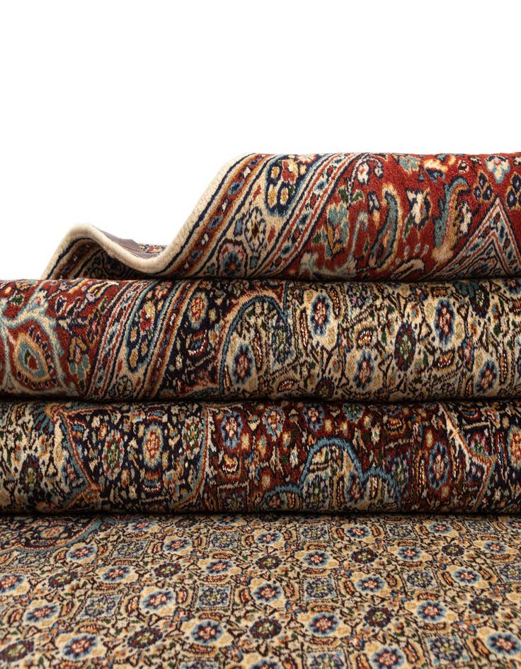 Detail image of  6' 4 x 9' 8 Mood Wool Rug