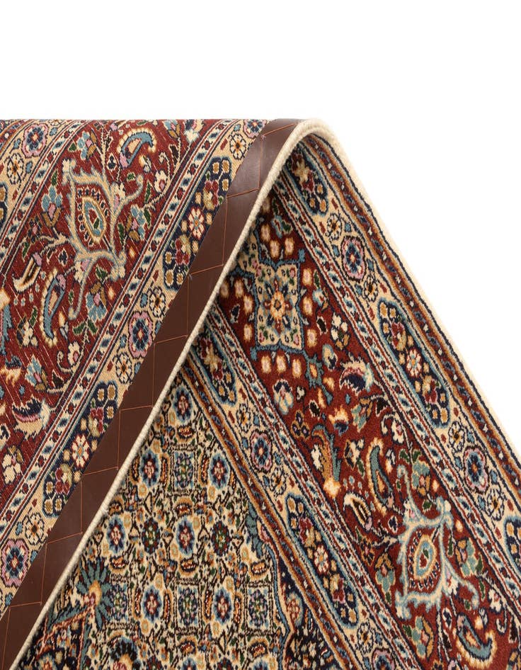 Detail image of  6' 4 x 9' 8 Mood Wool Rug