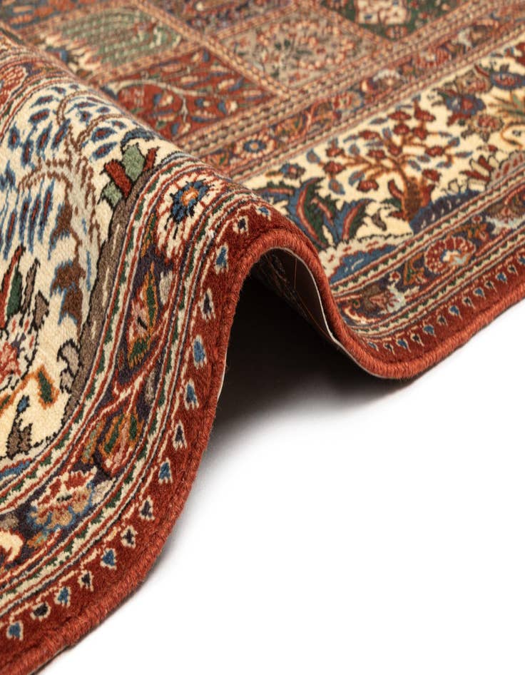 Detail image of  6' 8 x 9' 7 Mood Wool Rug