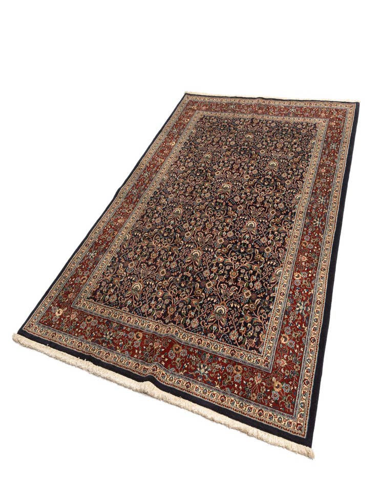 Detail image of  6' 10 x 9' 8 Mood Wool Rug