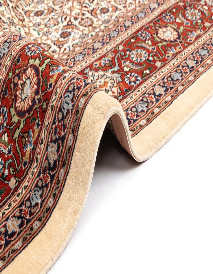 Detail image of  6' 8 x 10' 2 Mood Wool Rug