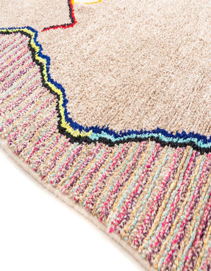 Detail image of  5' 7 x 8' 5  Hand Knotted Moroccan Wool Rug