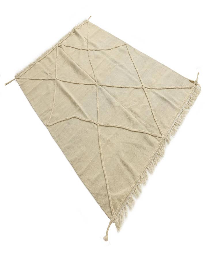 Detail image of  4' 9 x 8' 9  Hand Woven Moroccan Wool Rug