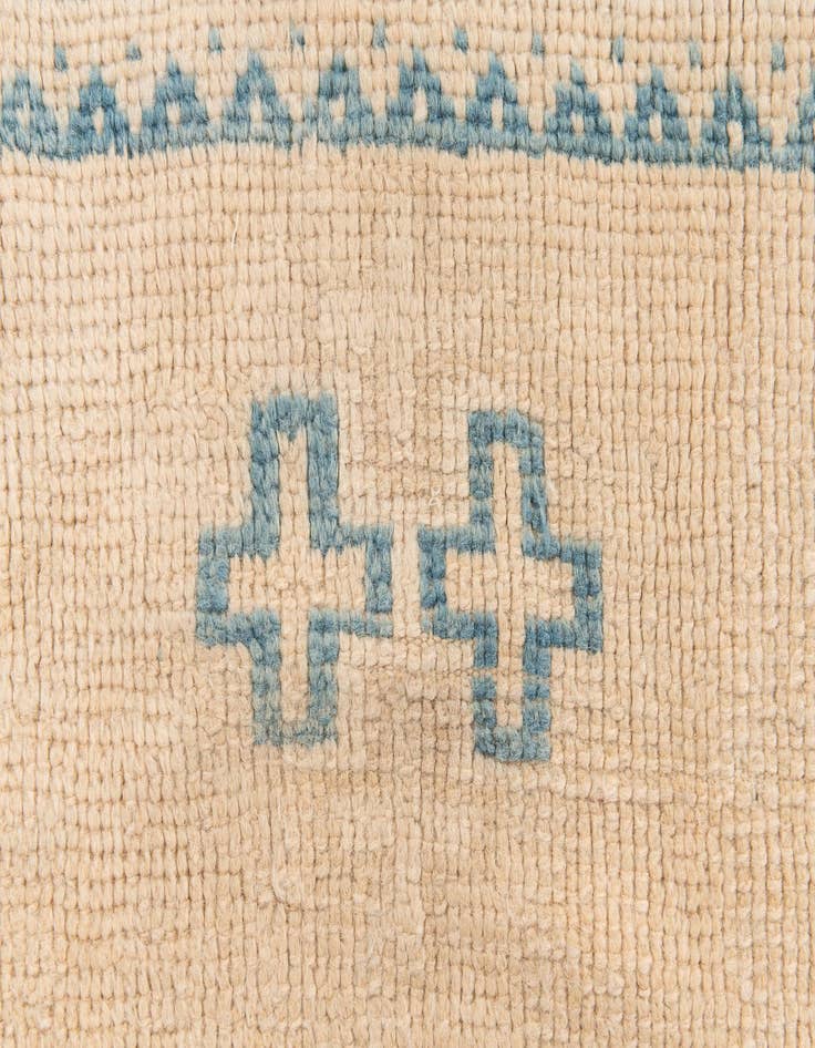 Detail image of  5' 2 x 8'  Hand Knotted Moroccan Wool Rug